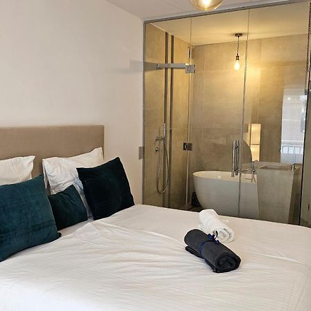 شقة Oasis Jacuzzi Retreat ماربيا المظهر الخارجي الصورة